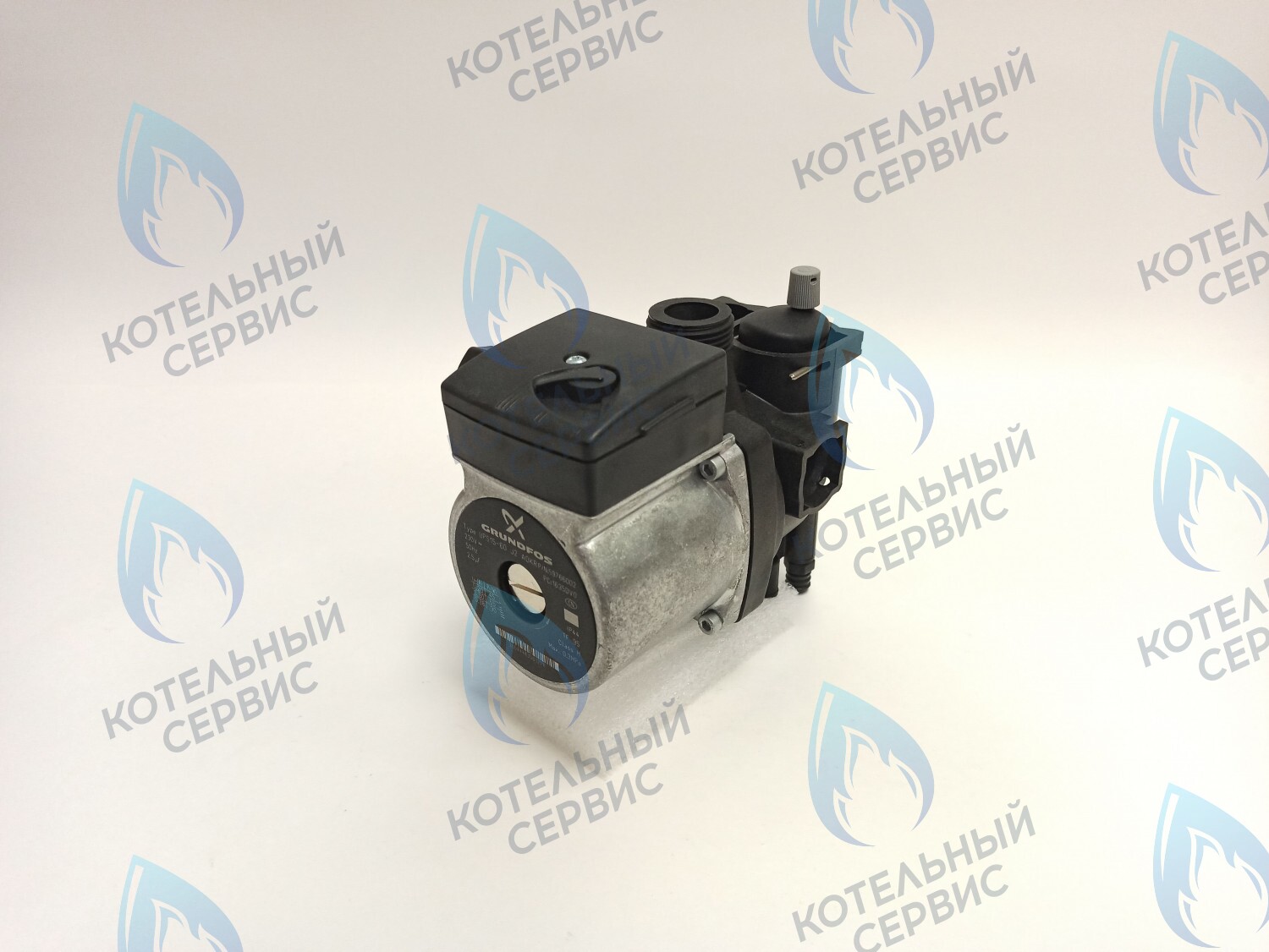 AA10010005 Насос GRUNDFOS UPS15-60 AOKR ELECTROLUX Hi-Tech 32 Fi в Москве