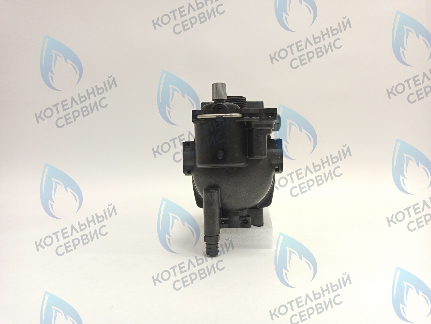 AA10010005 Насос GRUNDFOS UPS15-60 AOKR ELECTROLUX Hi-Tech 32 Fi в Москве