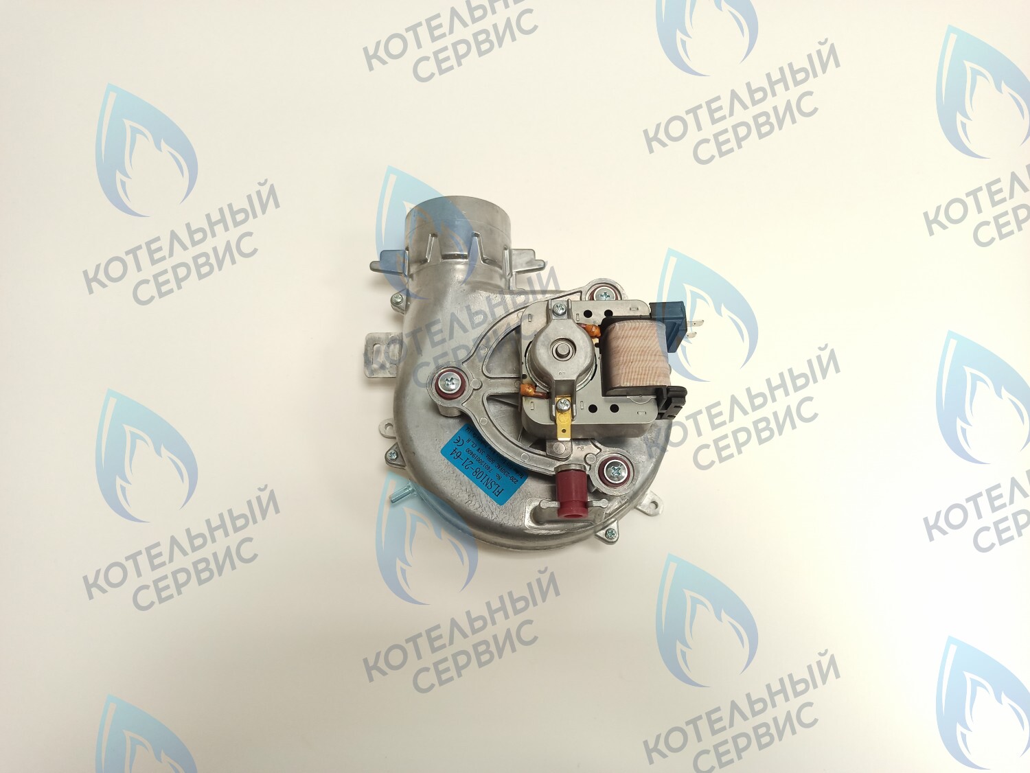 AF020-35W-K Вентилятор дымоудаления 24кВт Ariston CARES X/HS X/ALTEAS X/GENUS X/CLAS X (65115813) в Москве
