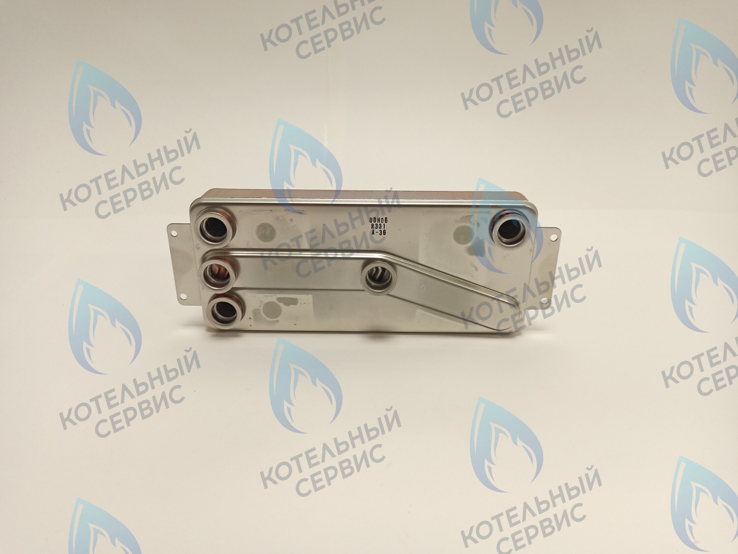 440016704 Теплообменник ГВС RINNAI RMF/CMF 307/367 (440012953) в Москве