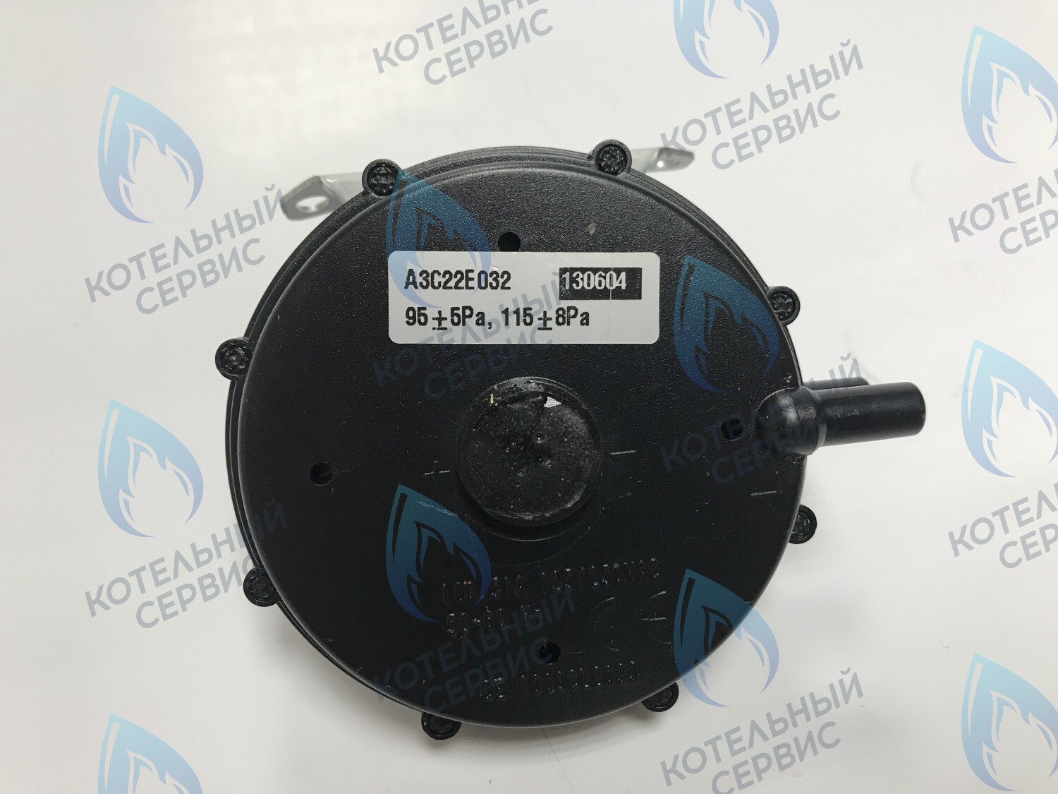 39817510 Реле давления воздуха (маностат)  (46160130, 398608700, 36402050, 398608701) FERROLI в Москве