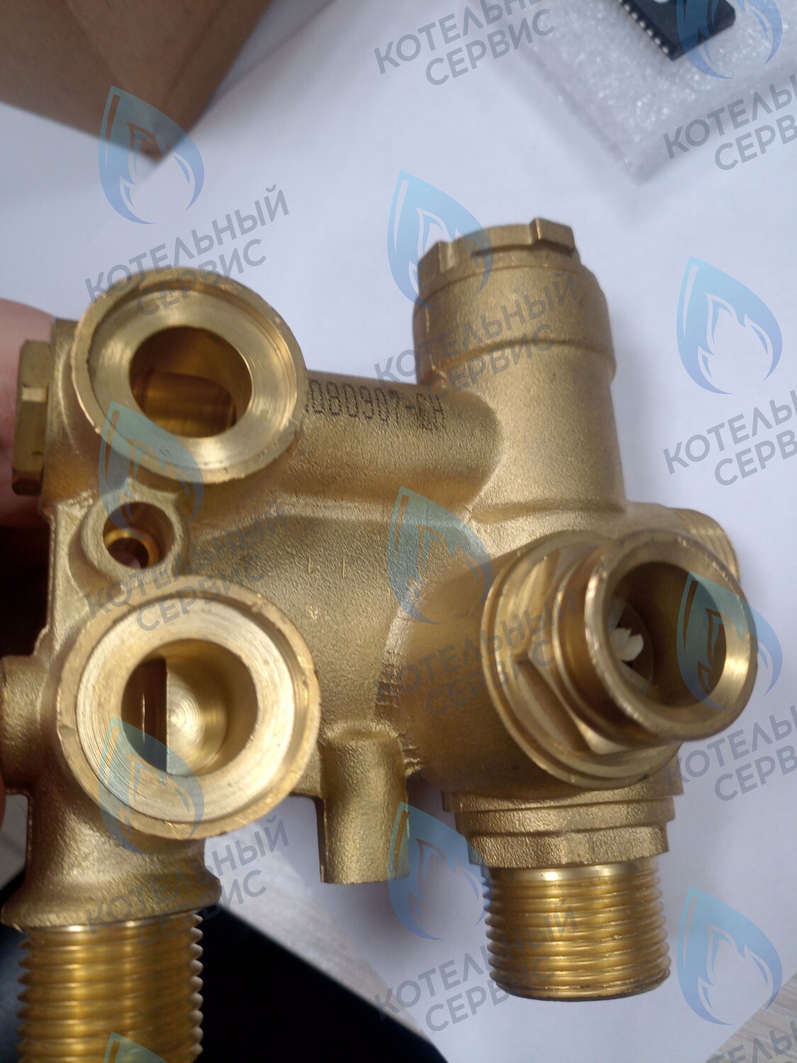 15034 Трехходовой клапан  8023/8029 НОВ NEVALUX в Москве