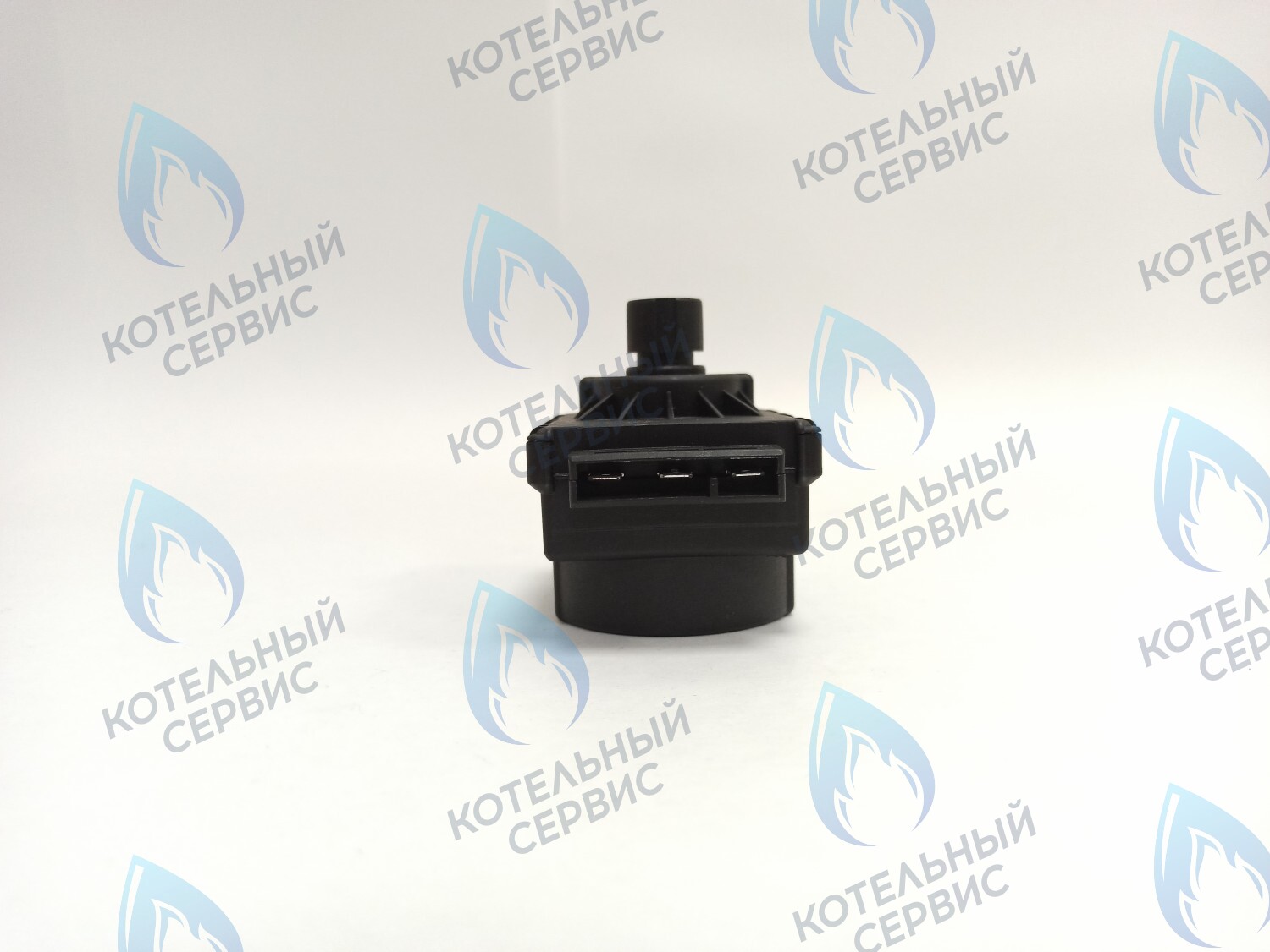 GM001-03 Сервопривод (мотор) трехходового клапана универсальный 7,5мм 220/240v (С) FERROLI, PROTHERM, VIESSMANN, ALPENHOFF, ALPHATHERM, ELECTROLUX, ROC, ELSOTHERM, OASIS, POLYKRAFT, HAIER, CHAFFOTEAUX, ARISTON, MIZUDO, ITALTHERM, THERMEX в Москве