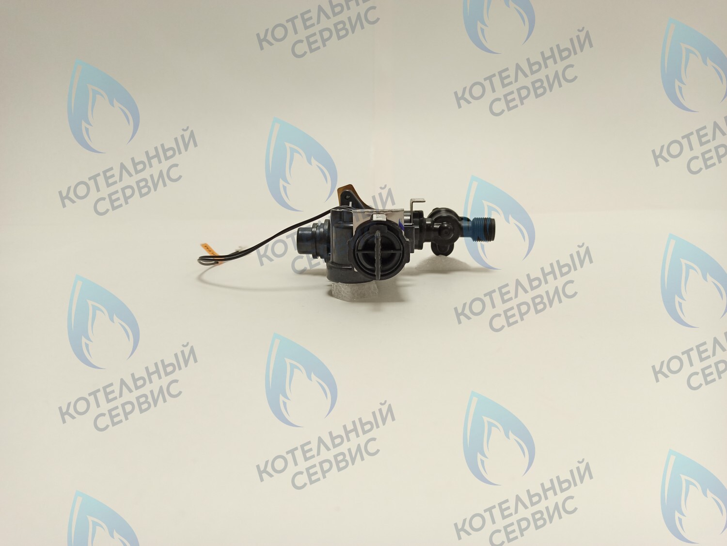 30015722A Патрубок-адаптор ГВС Deluxe S 13-24 k NAVIEN в Москве
