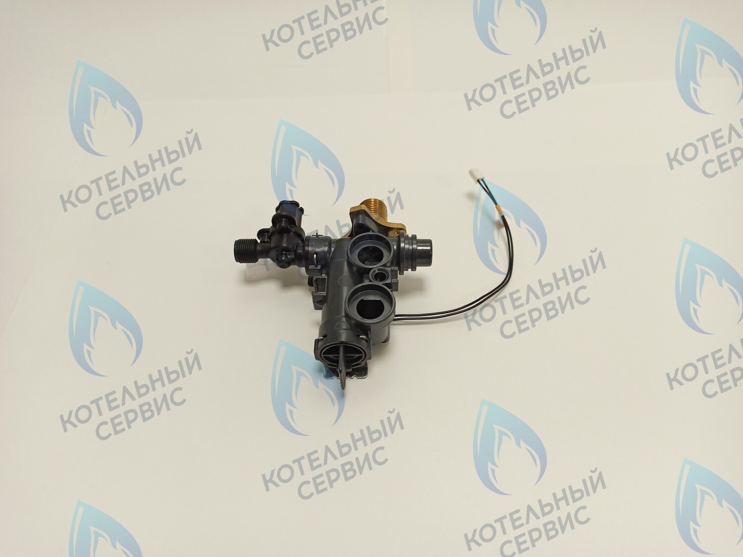 30015722A Патрубок-адаптор ГВС Deluxe S 13-24 k NAVIEN в Москве