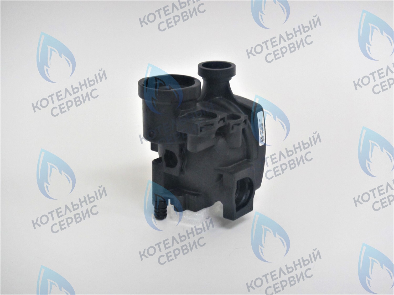 PMF01BG-NA Улитка циркуляционного насоса (отверстие сзади, два справа сбоку) FERROLI под насос GRUNDFOS (G30CCW) (без воздухоотводчика) в Москве