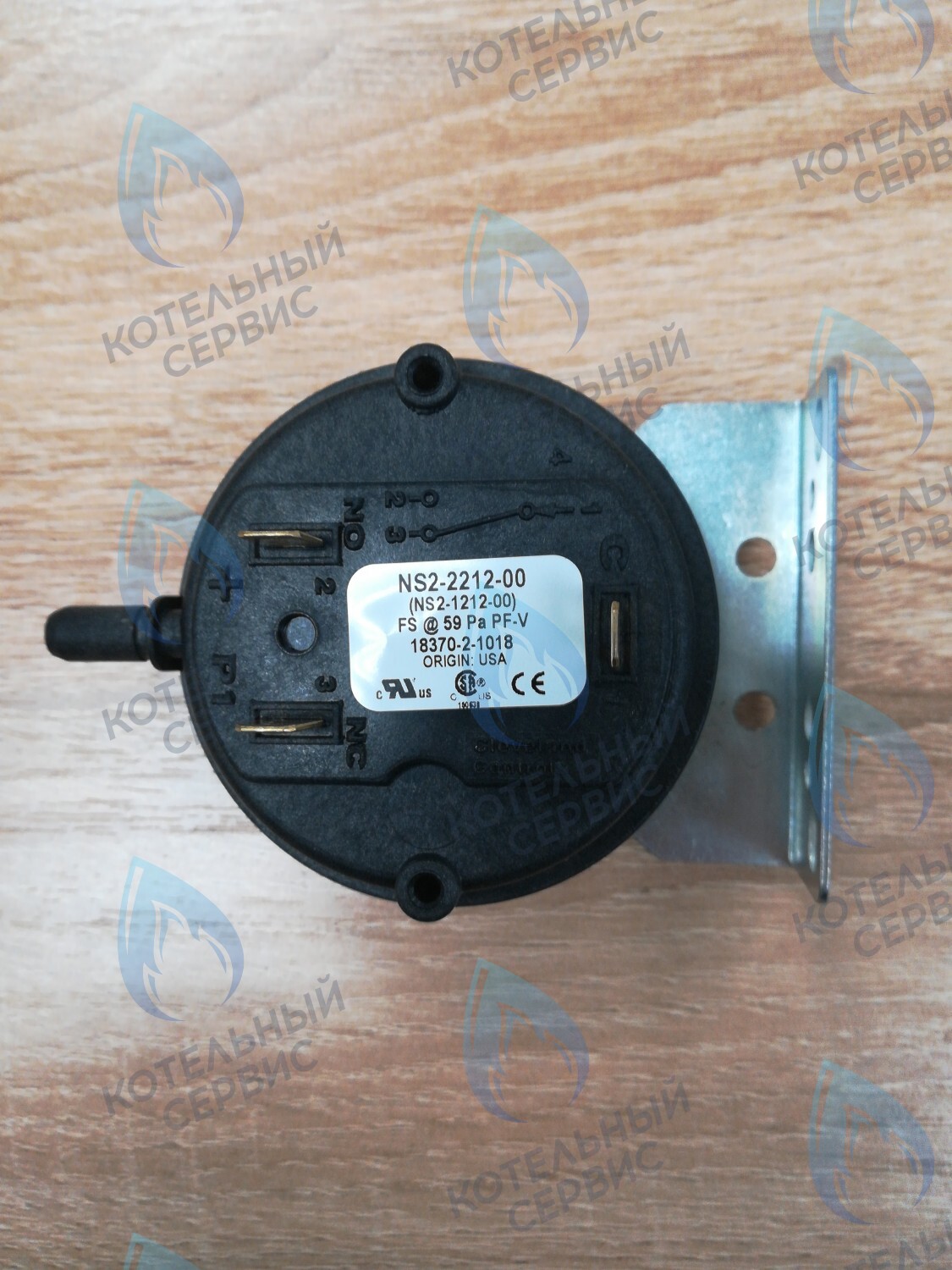 104045/117189 Прессостат с креплением, 59 Па, Cliveland Contr.  Лемакс Prime LEMAX в Москве