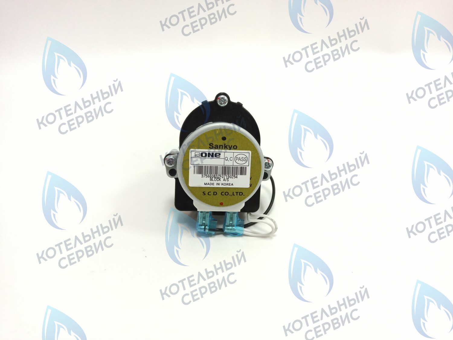 30013136A Трехходовой клапан Navien Deluxe C/E 13-40k в Москве