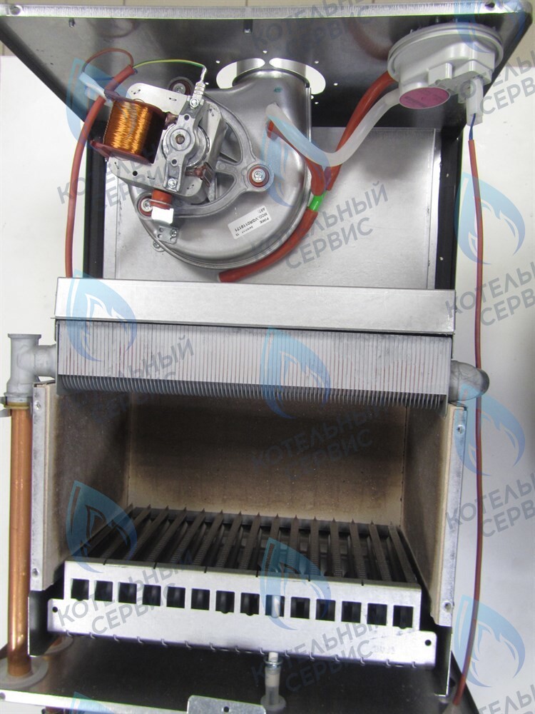  Настенный газовый котел ITALTHERM City Class F (двухконтурный) в Москве