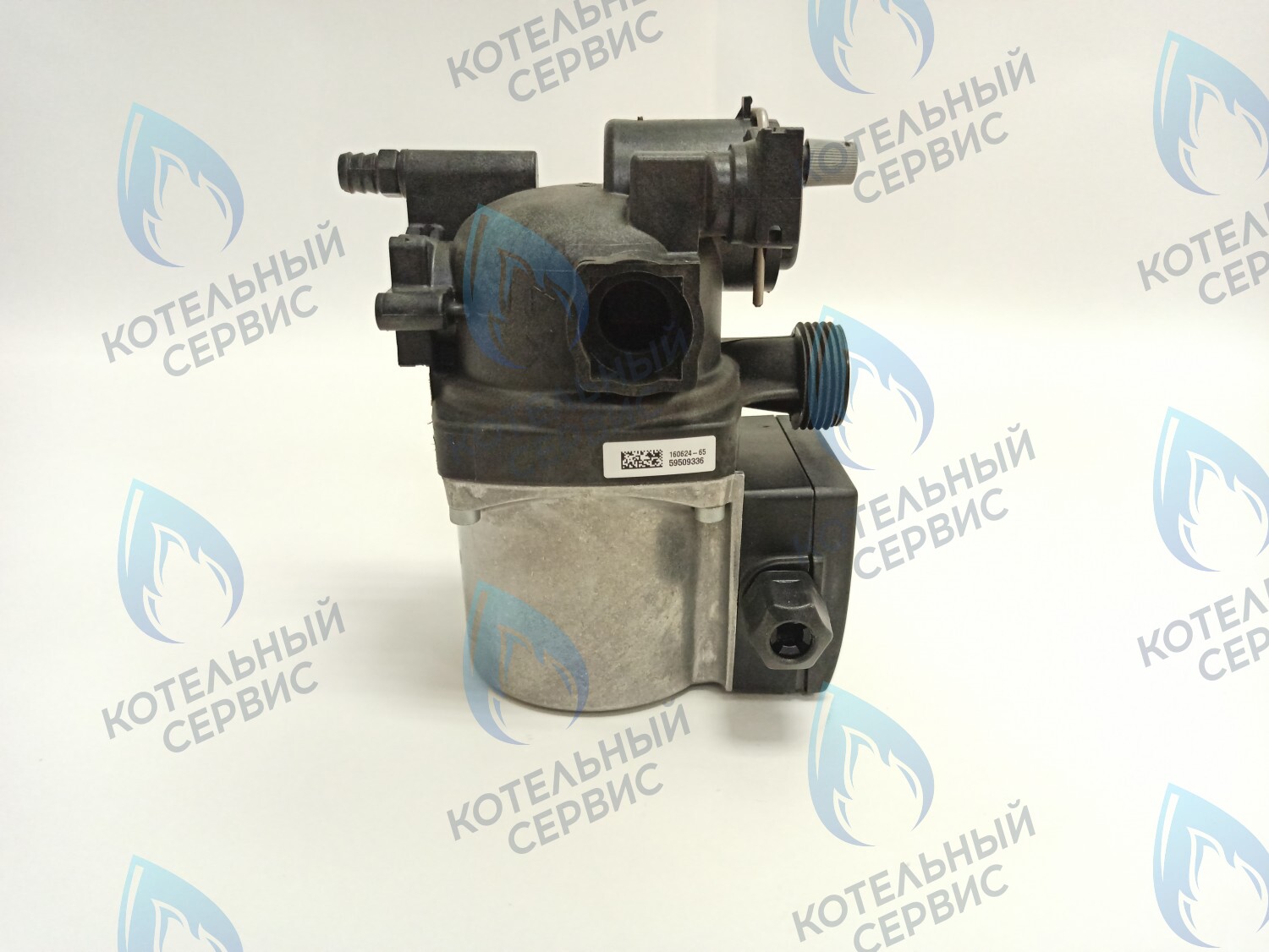 AA10010006 Насос GRUNDFOS UPS15-50 AOKR ELECTROLUX Hi-Tech 24 Fi, Hi-Tech 28 i (AA01000004) в Москве