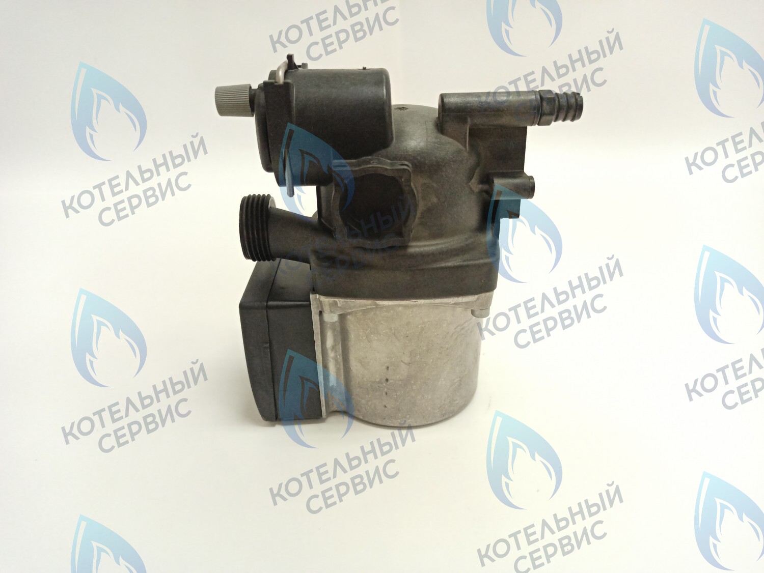 AA10010006 Насос GRUNDFOS UPS15-50 AOKR ELECTROLUX Hi-Tech 24 Fi, Hi-Tech 28 i (AA01000004) в Москве