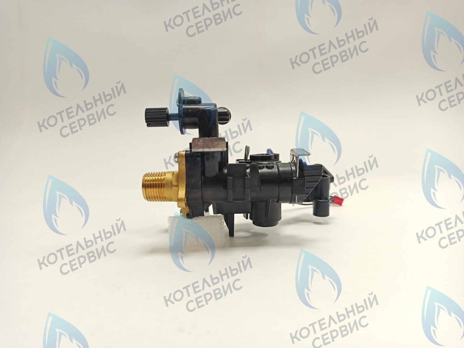 30023508A Гидроузел ГВС с датчиком протока, датчиком температуры и краном подпитки DELUXE E/C 35-40k NAVIEN в Москве