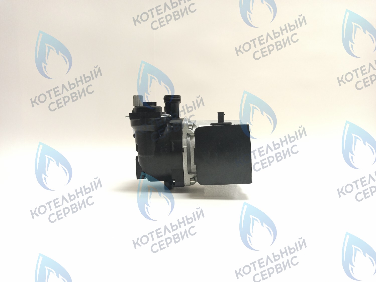 PMB60AW67-WC83BB-Комп Насос циркуляционный 12/6.7 83W BOSCH WBN2000/WBN6000, BUDERUS U072 (87186450600) в Москве