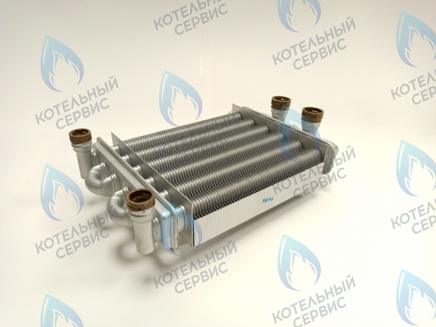 02-4011 Теплообменник битермический 198мм GAZECO 18-T1/C1 (с 05.2016) в Москве