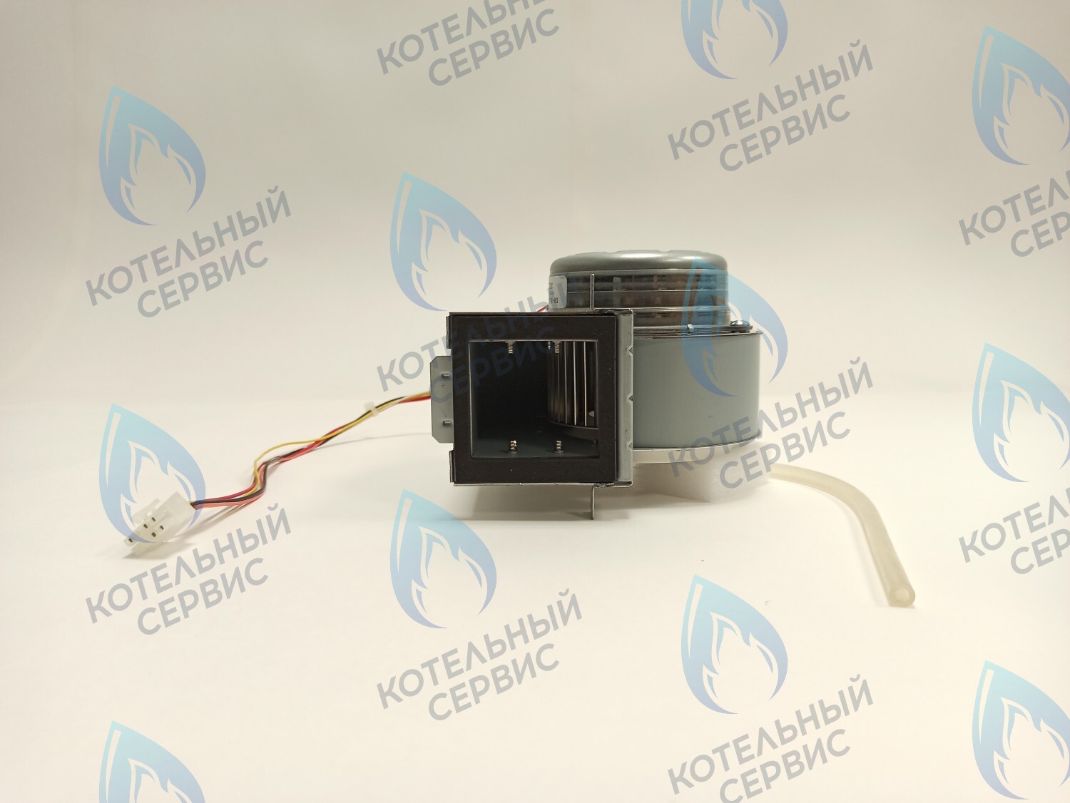 30010860B Вентилятор Navien Deluxe 30-40K, Smart Tok 30-35K, Prime 30-35K (30010860A) в Москве