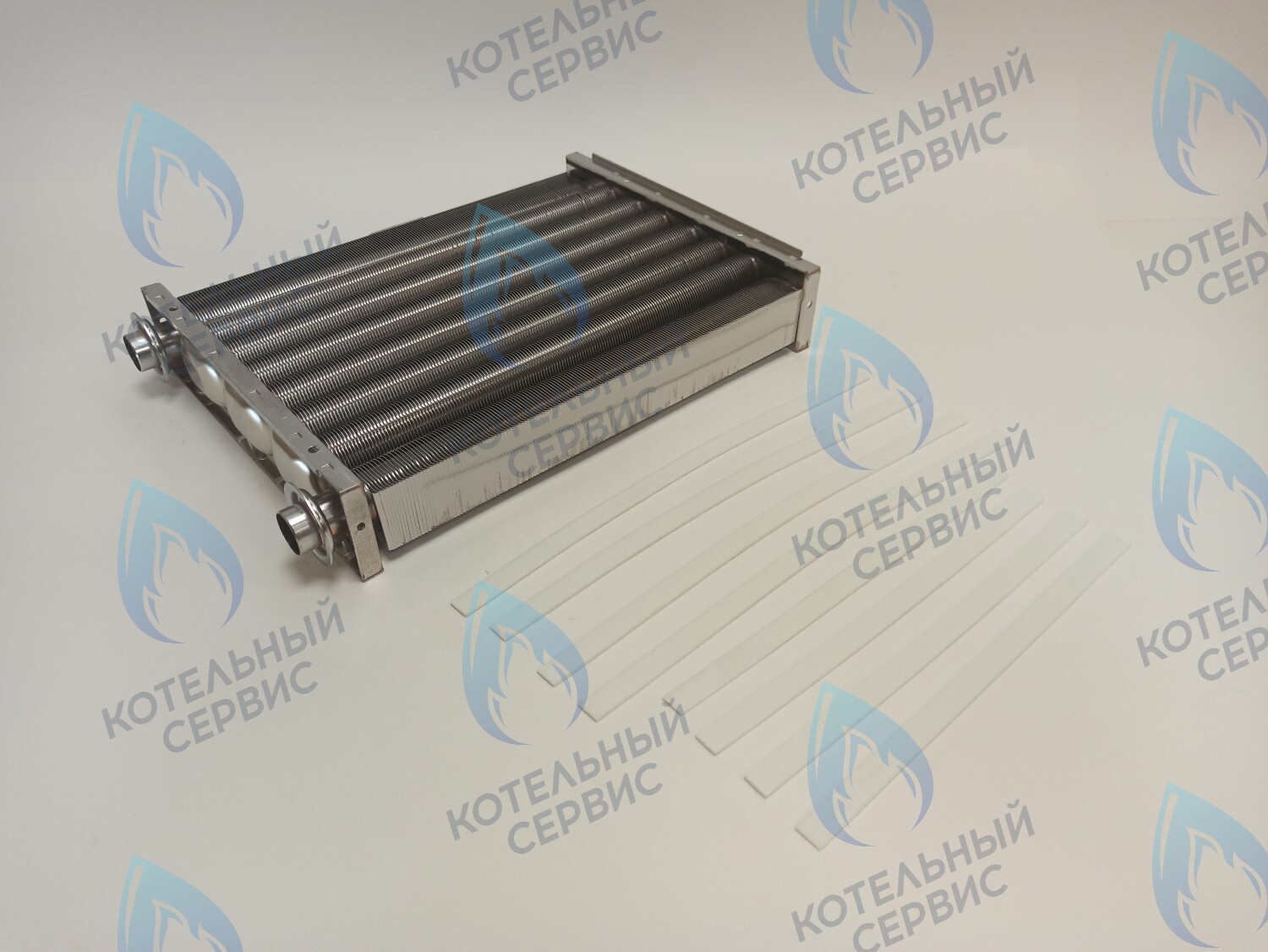 30012862C Теплообменник основной (первичный) Navien Deluxe 35-40K, Deluxe Plus 35-40K, Ace 35-40K, Prime Coaxial 35-40K, Smart Tok Coaxial 35K (PASNGB30LSSC_001, 30010300A, 30012862A, 30012862B, 30012723B) в Москве