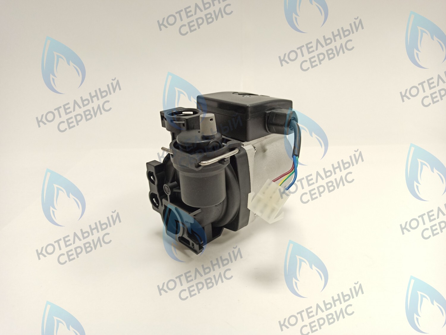 AA01000043 Насос с автоматическим воздухоотводчиком (AA01000043) ROYAL THERMO в Москве