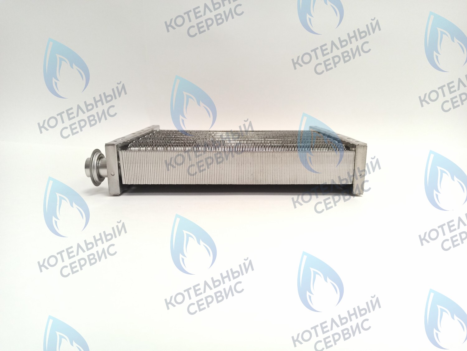 EM052-220 Теплообменник основной (первичный) Navien (с белыми прокладками в комплекте) Deluxe S/C/ONE/C Plus 10-24K в Москве