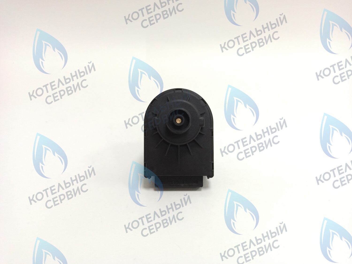 GM001-02 Сервопривод (мотор) трехходового клапана универсальный 7,5мм 220/240v (С) FERROLI, PROTHERM, VIESSMANN, ALPENHOFF, ALPHATHERM, ELECTROLUX, ROC, ELSOTHERM, OASIS, POLYKRAFT, HAIER, CHAFFOTEAUX, ARISTON, MIZUDO, ITALTHERM, THERMEX в Москве