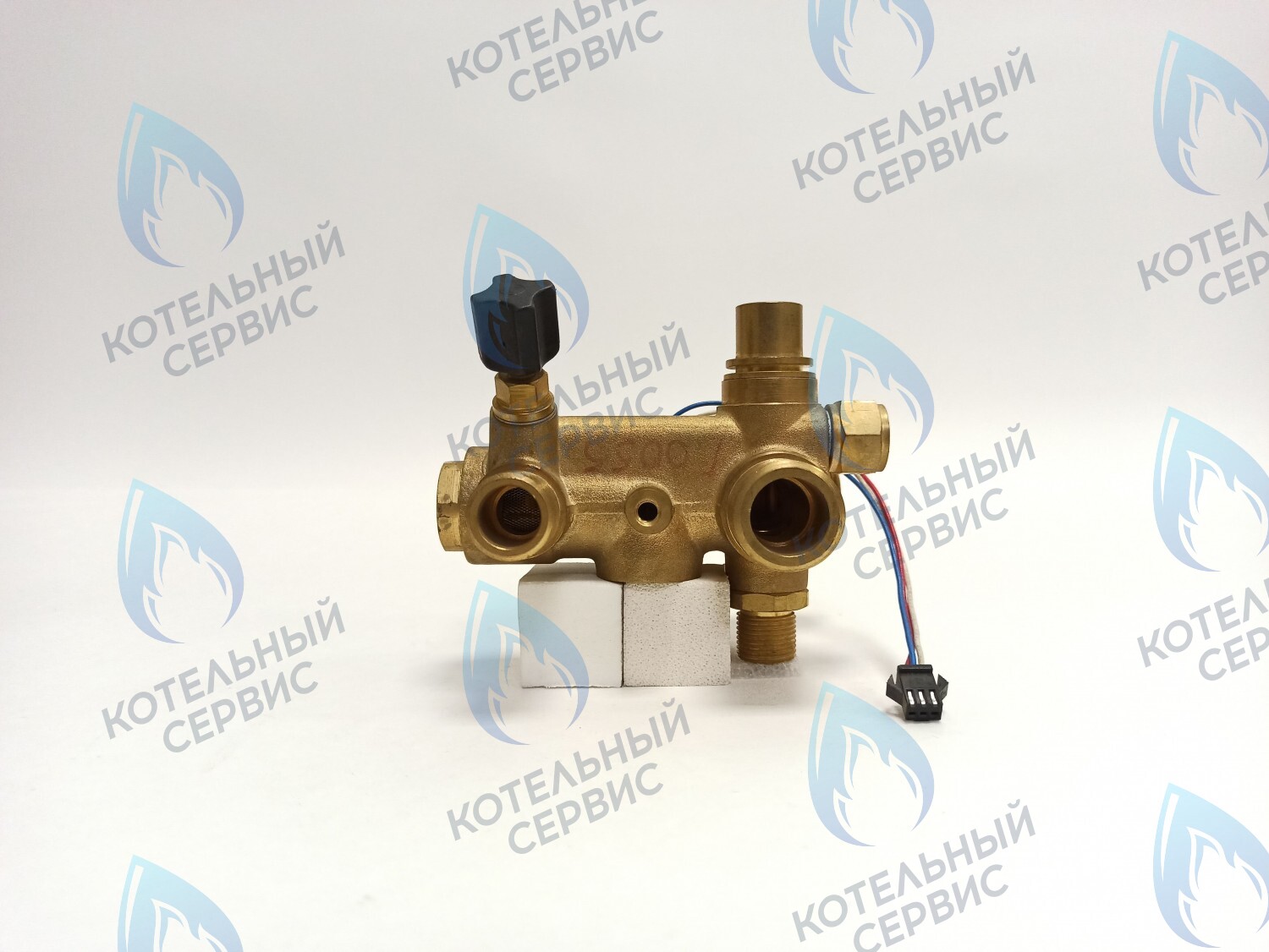 CB11030055 Блок гидравлический выходной 32кВт ELECTROLUX в Москве