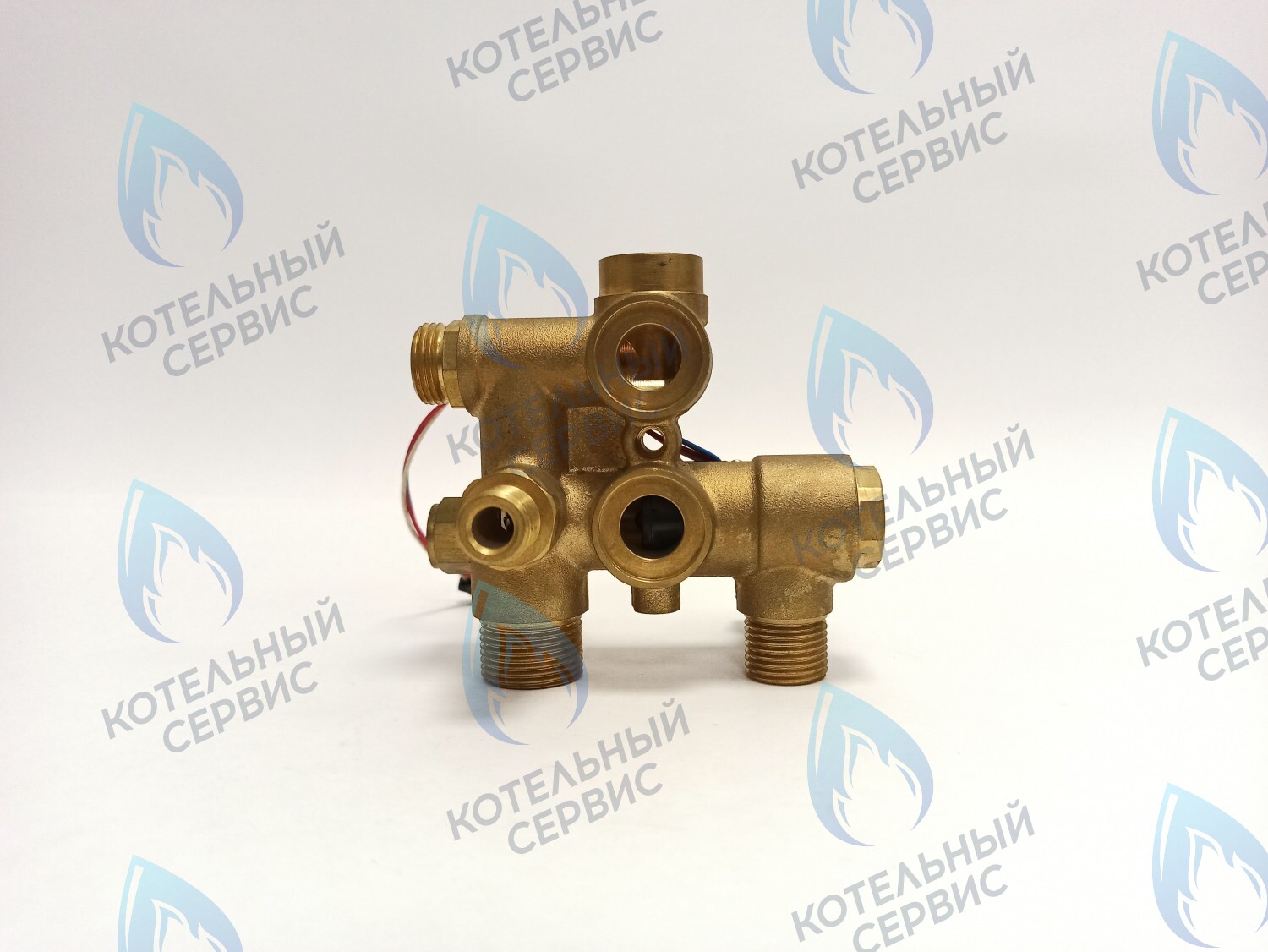 CB11030055 Блок гидравлический выходной 32кВт ELECTROLUX в Москве