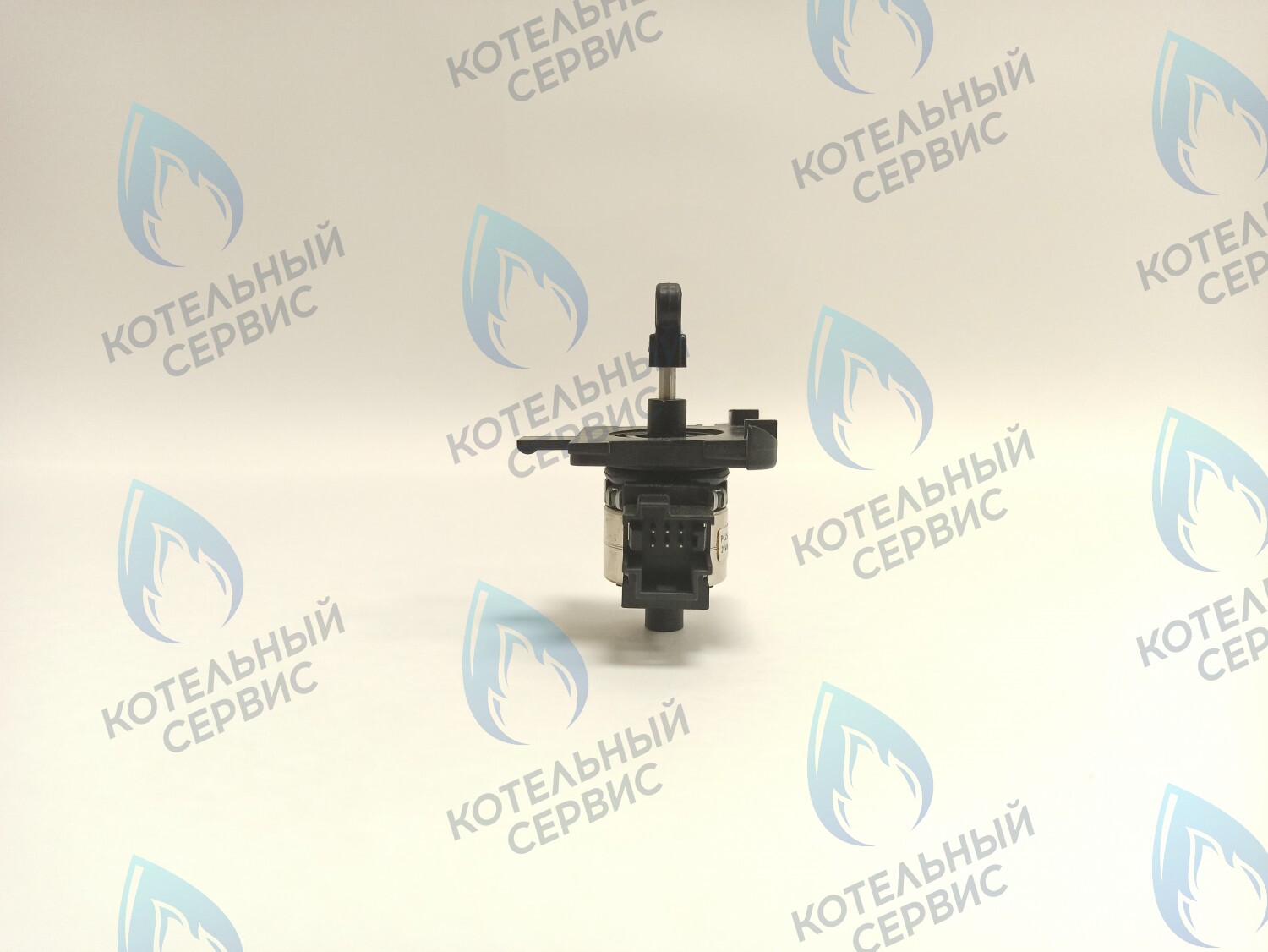 GM014 Линейный шаговый двигатель VIESSMANN VITOPEND WH1D, VITODENS WB1B (7828748) BOSCH JUNKERS 87160113600 WOLF 2744516 в Москве