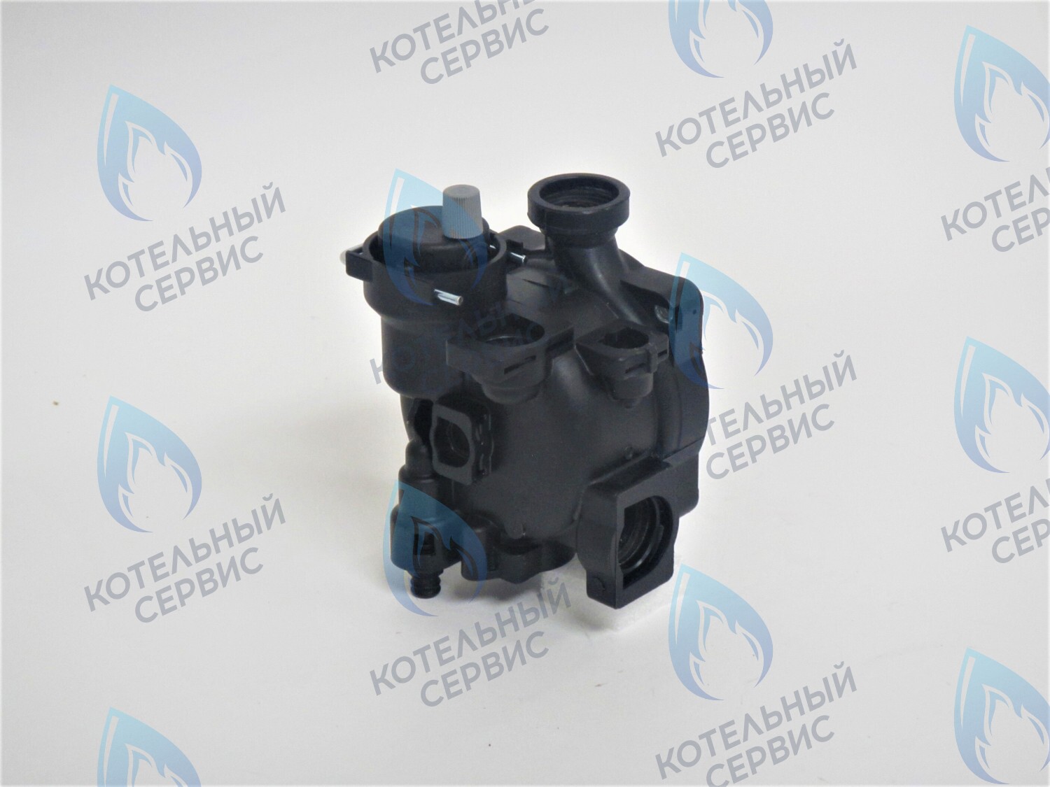 PMF01BW Улитка циркуляционного насоса (отверстие сзади, два справа сбоку) FERROLI под насос WILO (W21CW) в Москве