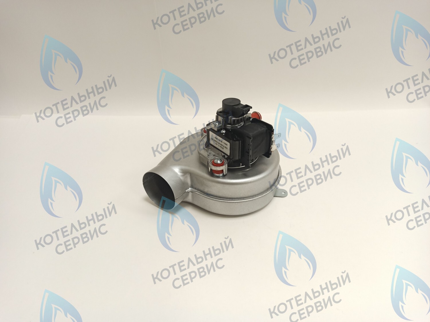 AF025-40W-С Вентилятор 40W BOSCH 6000 WBN6000-24C/24H И BUDERUS U072-24K/24 (87186429220) в Москве