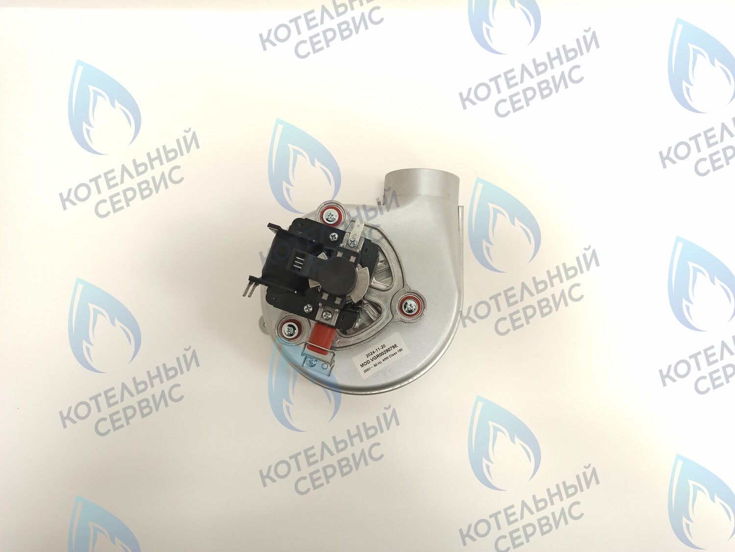 AF025-40W-C Вентилятор дымоудаления 40W BOSCH 6000 WBN6000-24C/24H И BUDERUS U072-24K/24 (87186429220) в Москве